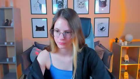 Snapshot of carrie_roses chatting on October 23, 2025, 2:22 am carrie_roses online show from October 23, 2025, 2:22 am