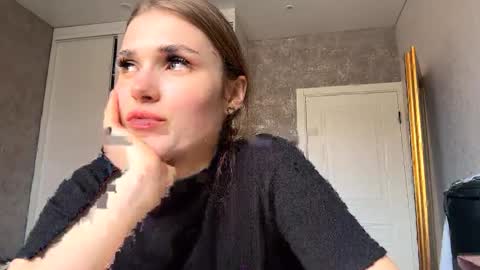 Snapshot of caryndaigh chatting on March 23, 2026, 8:40 am Aria online show from March 23, 2026, 8:40 am