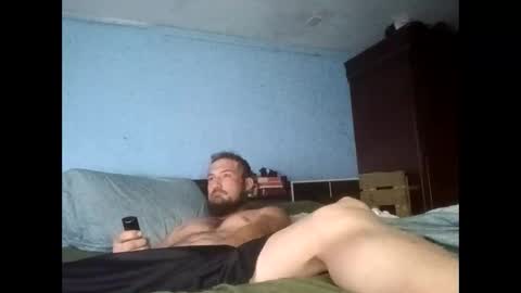 Snapshot of caseyjmcd22 chatting on May 14, 2026, 11:28 am okiedadd online show from May 14, 2026, 11:28 am