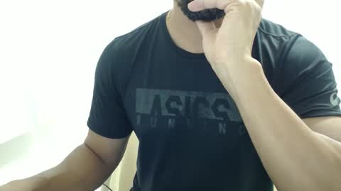 Snapshot of cashmastermuscle77 chatting on March 2, 2026, 1:19 am cashmastermuscle77 online show from March 2, 2026, 1:19 am
