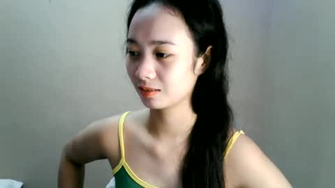 Snapshot of casie_cream chatting on July 6, 2026, 2:14 pm casie_cream online show from July 6, 2026, 2:14 pm