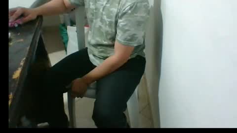 Snapshot of casper__32 chatting on May 25, 2026, 11:33 pm Casper online show from May 25, 2026, 11:33 pm