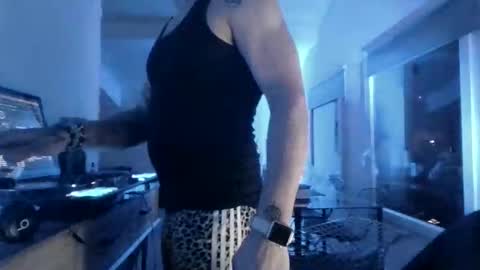 cassandra06400 online show from February 7, 2026, 11:41 pm