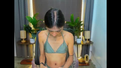 cassandrafoxxx online show from June 20, 2026, 5:27 pm