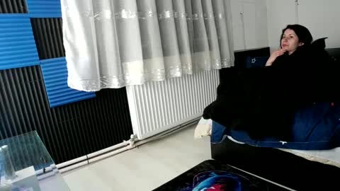 Snapshot of cassandry92 chatting on January 5, 2025, 4:27 pm Casandry online show from January 5, 2025, 4:27 pm