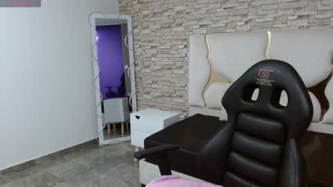 casse_tay online show from October 19, 2025, 2:56 am