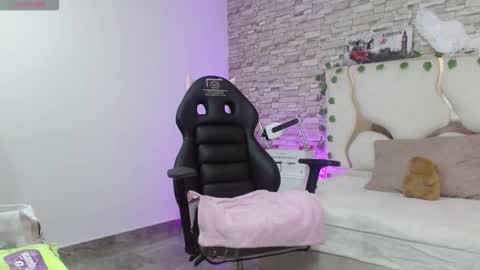 casse_tay online show from February 22, 2026, 3:07 am