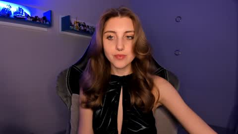 Seductress Cassia  FINDOM AND SADISM  NO NUDE online show from February 7, 2025, 7:49 pm