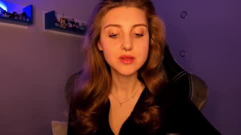 Seductress Cassia  FINDOM AND SADISM  NO NUDE online show from February 20, 2025, 7:30 pm