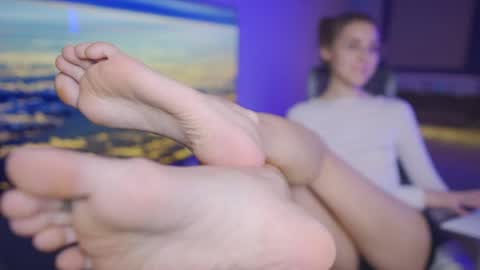 Snapshot of cassiablade1 chatting on April 18, 2026, 7:58 pm Seductress Cassia FINDOM AND SADISM NO NUDE online show from April 18, 2026, 7:58 pm