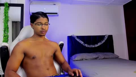 Snapshot of cassian_gold chatting on December 22, 2025, 1:46 am CASSIAN GOLD online show from December 22, 2025, 1:46 am