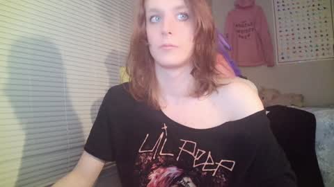 Snapshot of cassie420z chatting on December 14, 2024, 6:46 am Cassie online show from December 14, 2024, 6:46 am