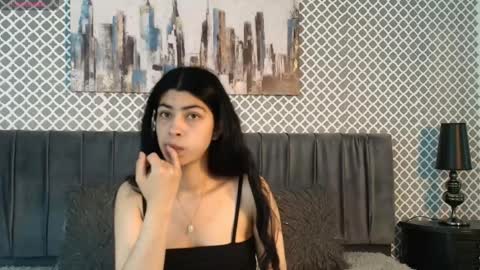 cassie_bloom online show from October 17, 2025, 3:42 am