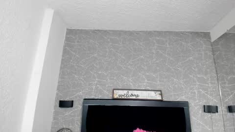 Snapshot of cassie_jones1 chatting on February 24, 2025, 4:05 am Cassie Jones online show from February 24, 2025, 4:05 am