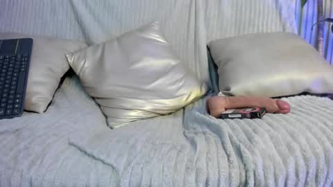 Snapshot of cassie_jones1 chatting on February 10, 2026, 4:11 pm Cassie Jones online show from February 10, 2026, 4:11 pm