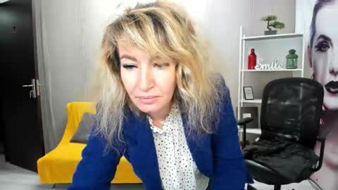 CassieJonas online show from October 22, 2025, 2:45 am