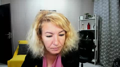 Snapshot of cassiejonas chatting on June 16, 2026, 2:58 am CassieJonas online show from June 16, 2026, 2:58 am