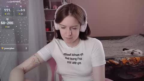 Cassie online show from November 21, 2025, 6:50 pm