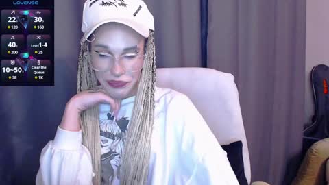 Cassie online show from December 13, 2024, 6:27 pm