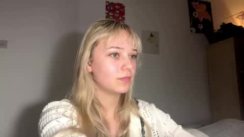 Olivia online show from March 23, 2026, 9:41 pm