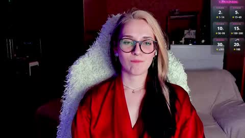 Ellie online show from March 6, 2025, 9:42 pm