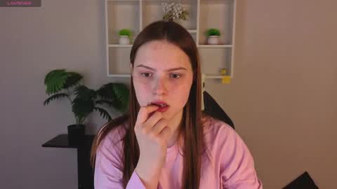 Diana online show from April 12, 2026, 9:14 am