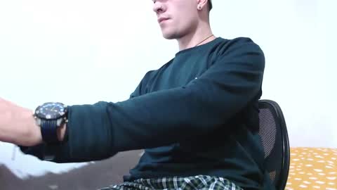 Juan online show from February 18, 2025, 2:16 am