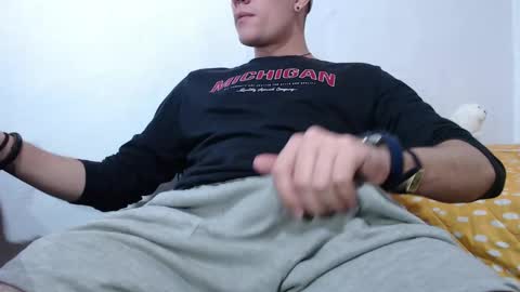 Juan online show from March 8, 2025, 2:45 am