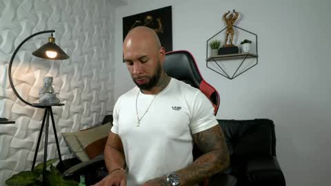 Matheo Brown online show from May 15, 2026, 9:00 pm