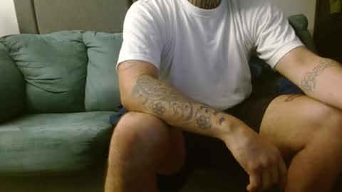 Snapshot of castle_frank91 chatting on July 22, 2026, 10:45 pm Castle frank91 online show from July 22, 2026, 10:45 pm