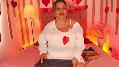 Snapshot of cat_wild chatting on February 14, 2026, 9:11 pm Marce online show from February 14, 2026, 9:11 pm