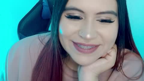 Snapshot of cata__gutierrez_ chatting on June 10, 2026, 3:39 am Cata online show from June 10, 2026, 3:39 am