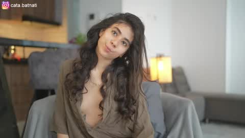 Catalina online show from April 10, 2026, 2:33 pm