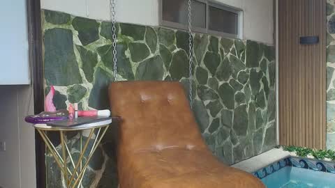 Dani   online show from April 8, 2026, 5:13 pm