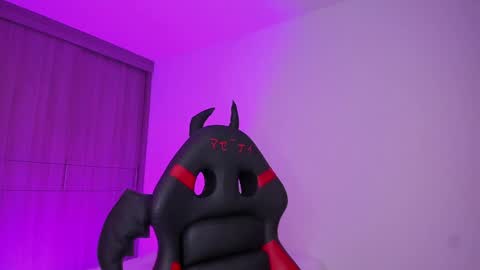 Snapshot of cata_n_cami chatting on December 2, 2024, 1:25 am cata_n_cami online show from December 2, 2024, 1:25 am