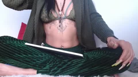 Snapshot of cata_sexy2410 chatting on March 8, 2025, 12:33 am cata_sexy2410 online show from March 8, 2025, 12:33 am