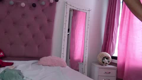 catalaia_stomm online show from January 7, 2025, 5:42 pm