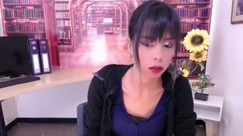 Queen Catalella online show from September 9, 2025, 3:06 am