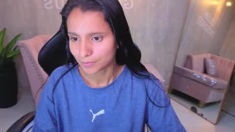 cataleya23_a online show from May 1, 2026, 9:03 am