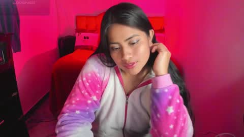 Snapshot of cataleya_0_0_ chatting on December 17, 2024, 3:39 am Flor....... online show from December 17, 2024, 3:39 am