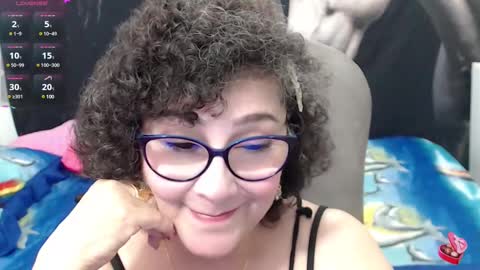 Snapshot of cataleya_mom_ chatting on February 18, 2025, 10:58 pm cataleya  online show from February 18, 2025, 10:58 pm