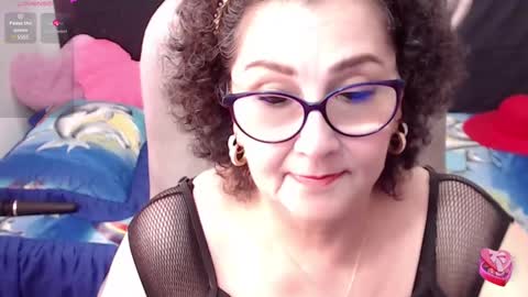 Snapshot of cataleya_mom_ chatting on February 19, 2025, 10:09 pm cataleya  online show from February 19, 2025, 10:09 pm