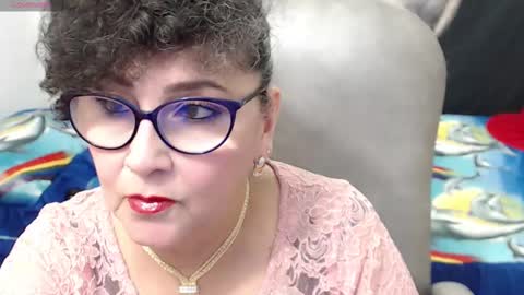 Snapshot of cataleya_mom_ chatting on February 23, 2025, 1:02 am cataleya  online show from February 23, 2025, 1:02 am