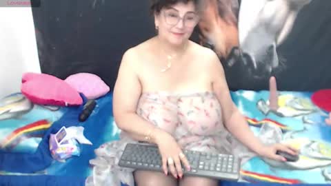 Snapshot of cataleya_mom_ chatting on February 23, 2025, 7:33 am cataleya  online show from February 23, 2025, 7:33 am