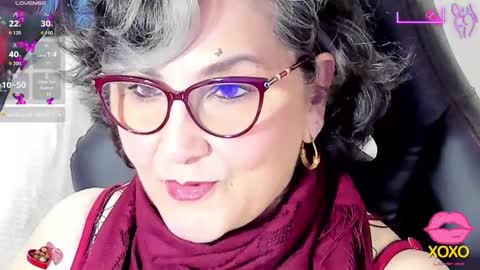 Snapshot of cataleya_mom_ chatting on September 9, 2025, 3:17 am cataleya  online show from September 9, 2025, 3:17 am