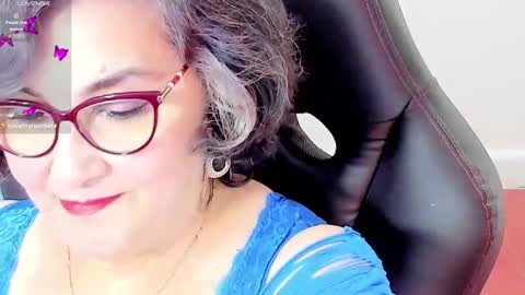 Snapshot of cataleya_mom_ chatting on September 14, 2025, 2:54 am cataleya  online show from September 14, 2025, 2:54 am
