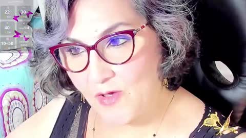 Snapshot of cataleya_mom_ chatting on September 17, 2025, 2:13 am cataleya  online show from September 17, 2025, 2:13 am