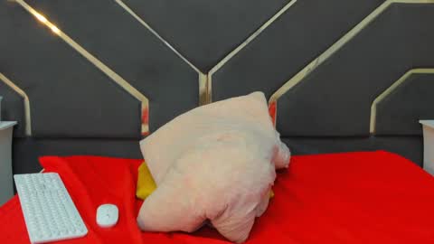 cataleya smith20 online show from December 14, 2024, 2:01 am