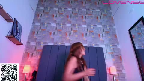 Snapshot of catalina_santana20 chatting on June 9, 2026, 9:04 pm Catalina online show from June 9, 2026, 9:04 pm