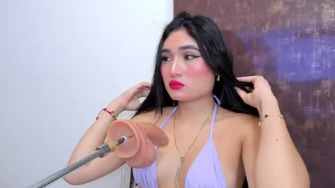 Catalina online show from April 5, 2026, 12:57 pm